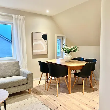 Apartament 4 Bedroom Newly Renovated