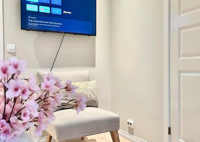 4 Bedroom Newly Renovated Apartament *